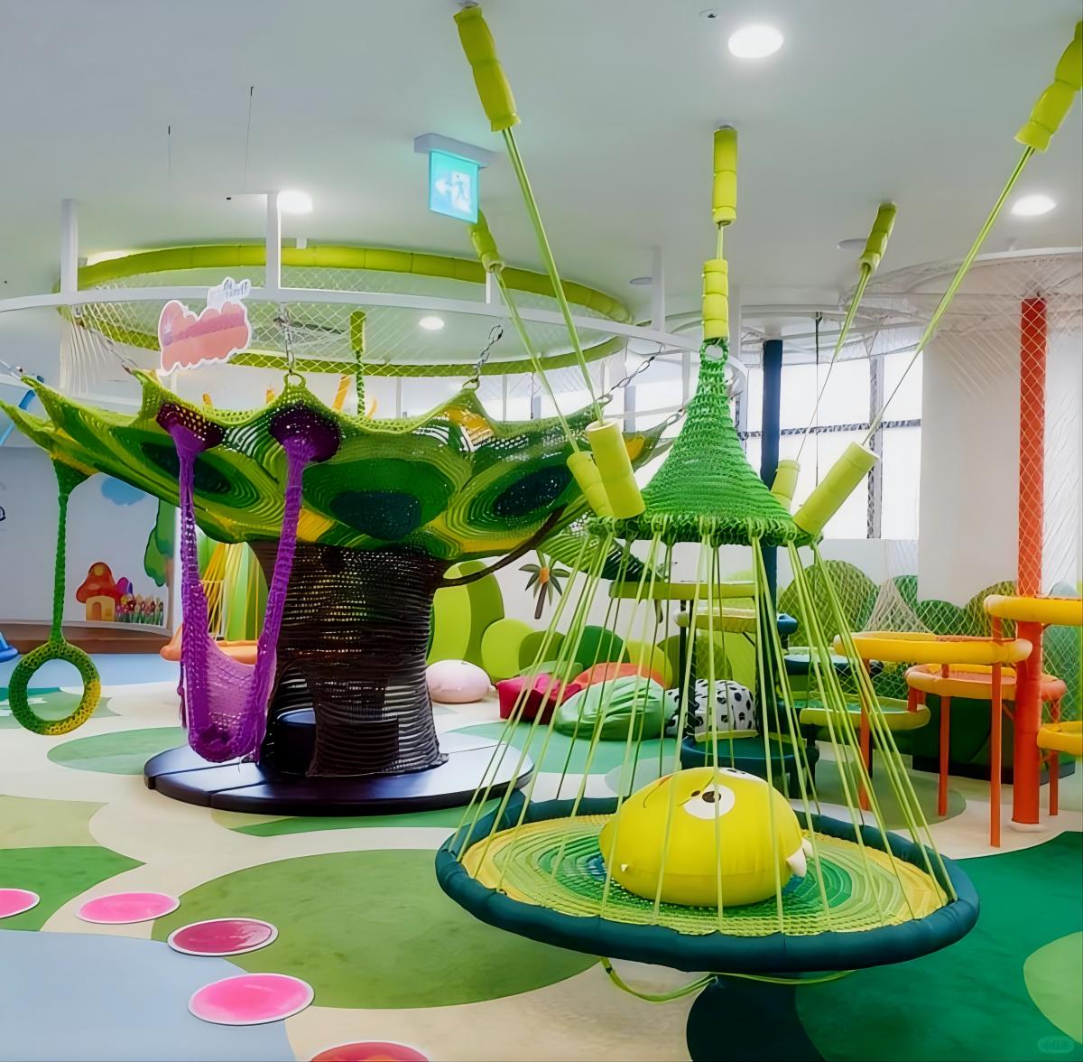 मिनी ट्रैम्पोलिन रोप क्लाइम्बिंग प्लेग्राउंड सेट का विवरण