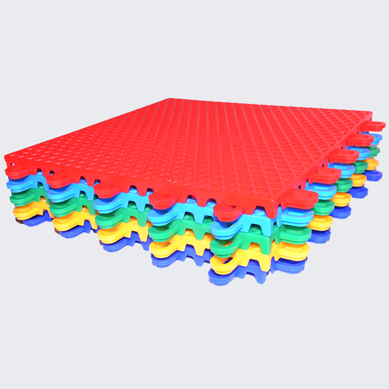 इंटरलॉकिंग फ़्लोर टाइलें，स्कूल के लिए इंटरलॉकिंग स्पोर्ट फ़्लोरिंग टाइलें